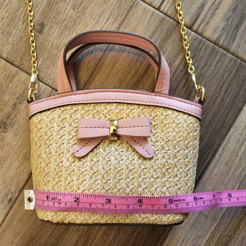 Mini crossbody baby Nanette Lepore pink and rattan with bow detail nwot Barbie - Picture 7 of 10